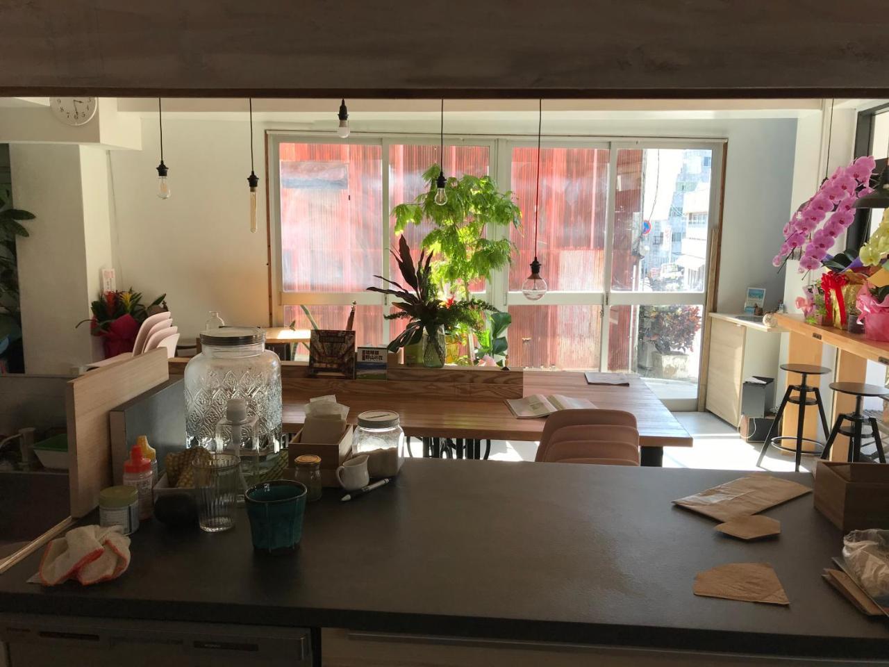 Meedafu'S Yui Hostel And Coffee Yoron Exterior foto